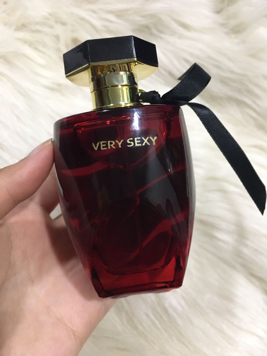 Very Sexy by Victoria’s Secret Eau de Parfum 100ml – Bold Warm & Seductive Fragrance