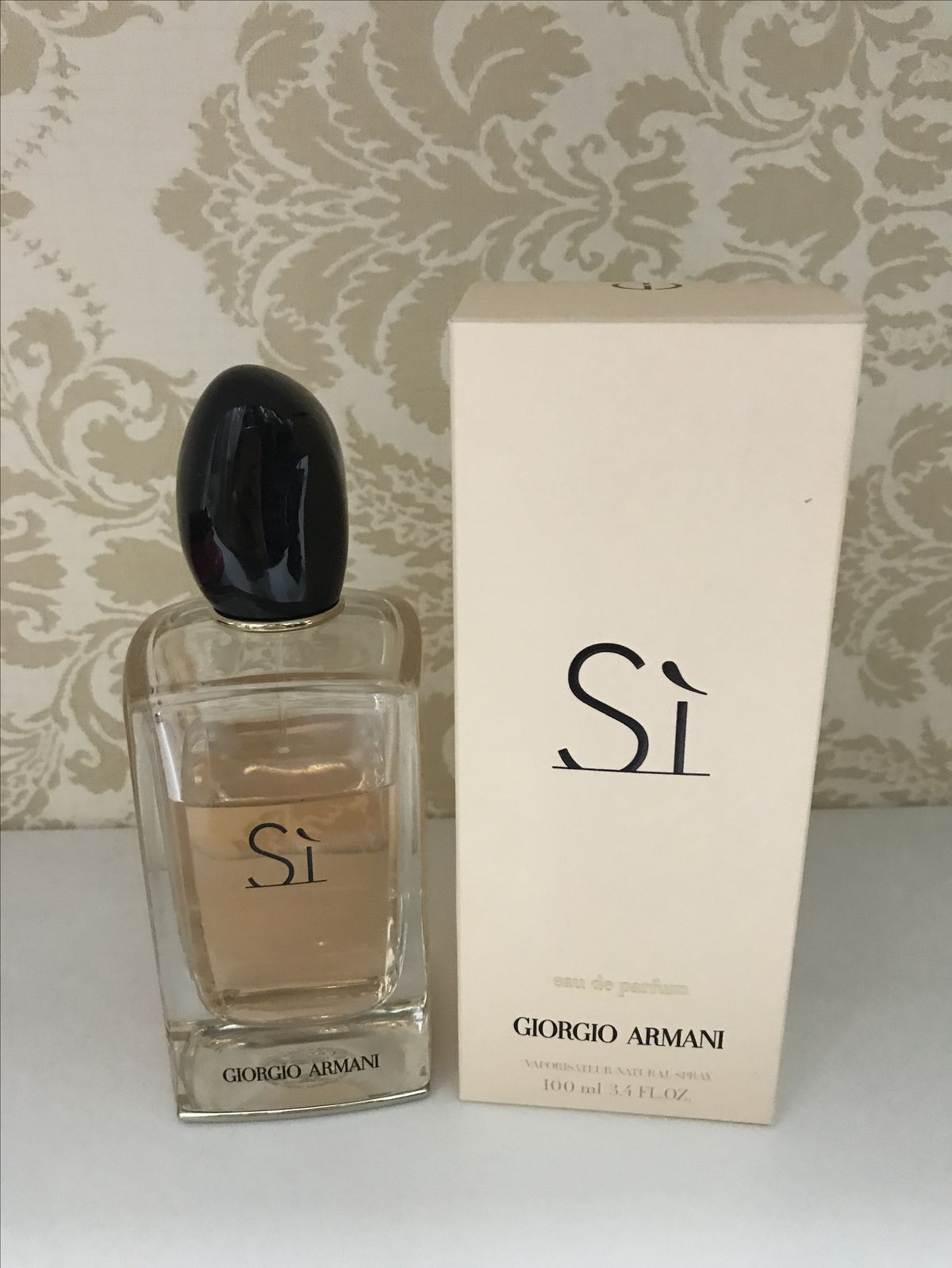 Giorgio Armani Si for Women Eau de Parfum 3.4 oz | Elegant, Modern & Feminine