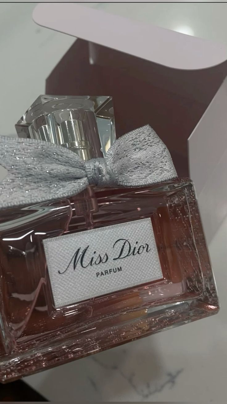 Miss Dior Parfum – 3.4 oz / 100ml | Deep, Elegant & Luxurious Feminine Fragrance