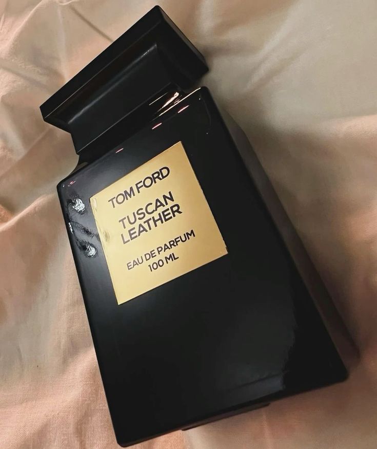 Tom Ford Tuscan Leather Eau de Parfum 100ml – Bold Leather & Sophisticated Masculine Scent