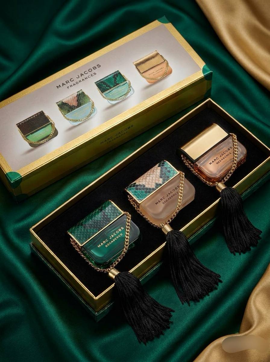Marc Jacobs Luxury Women's Perfume Gift Set (3 x 50ml) | Designer Fragrance Collection | Premium Gift Box | Royal Scent UK