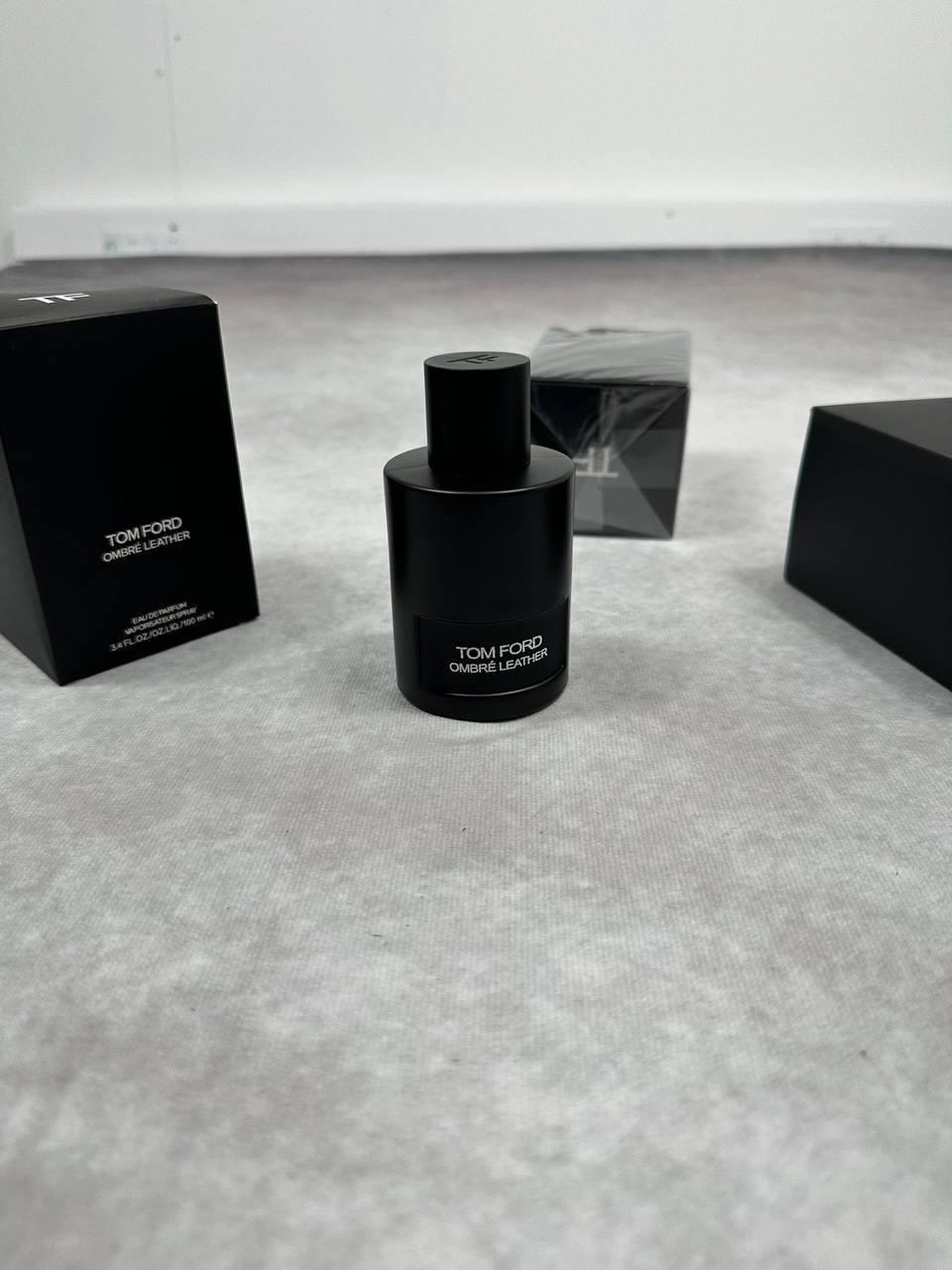 Tom Ford Ombre Leather Eau de Parfum 100ml – Luxury Leather Fragrance for Men & Women | Royal Scent