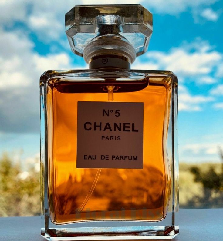 Chanel N°5 Eau de Parfum 3.4 oz | Iconic, Classic & Forever Feminine