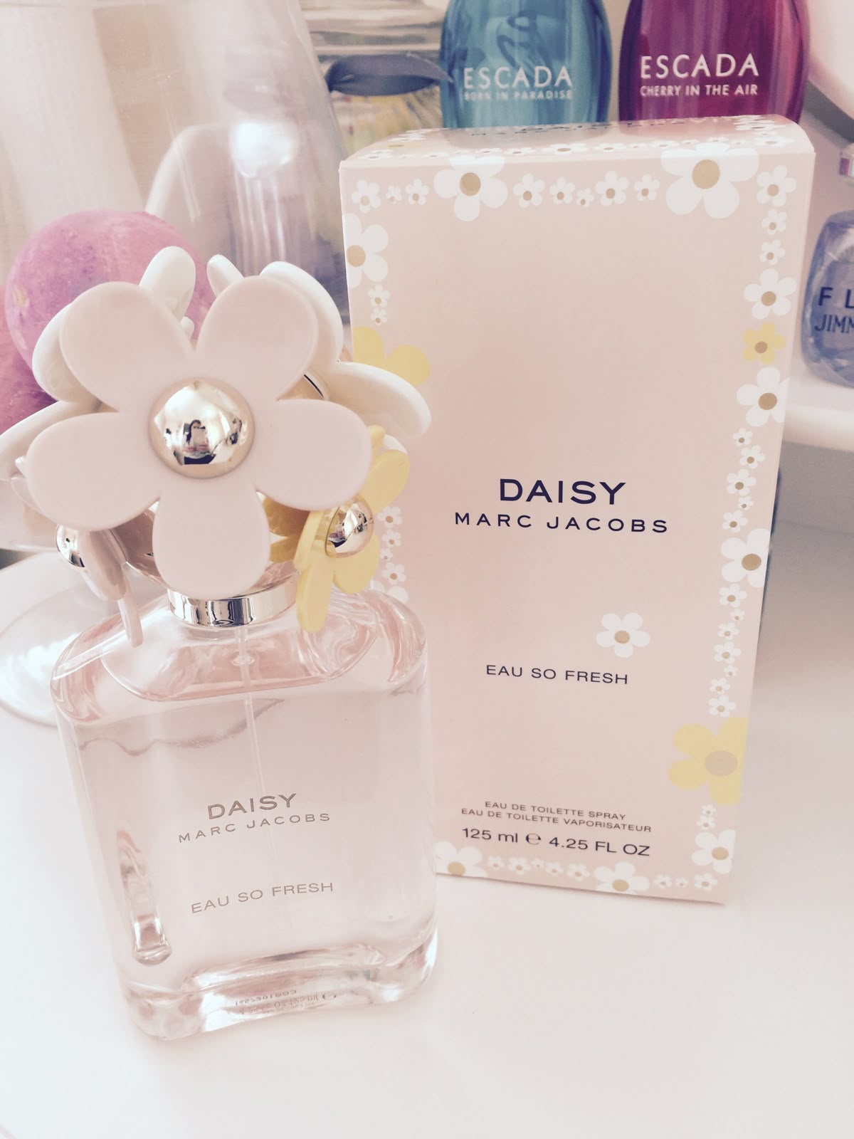Marc Jacobs Daisy Eau So Fresh Eau de Toilette for Women – 4.2 oz / 125ml