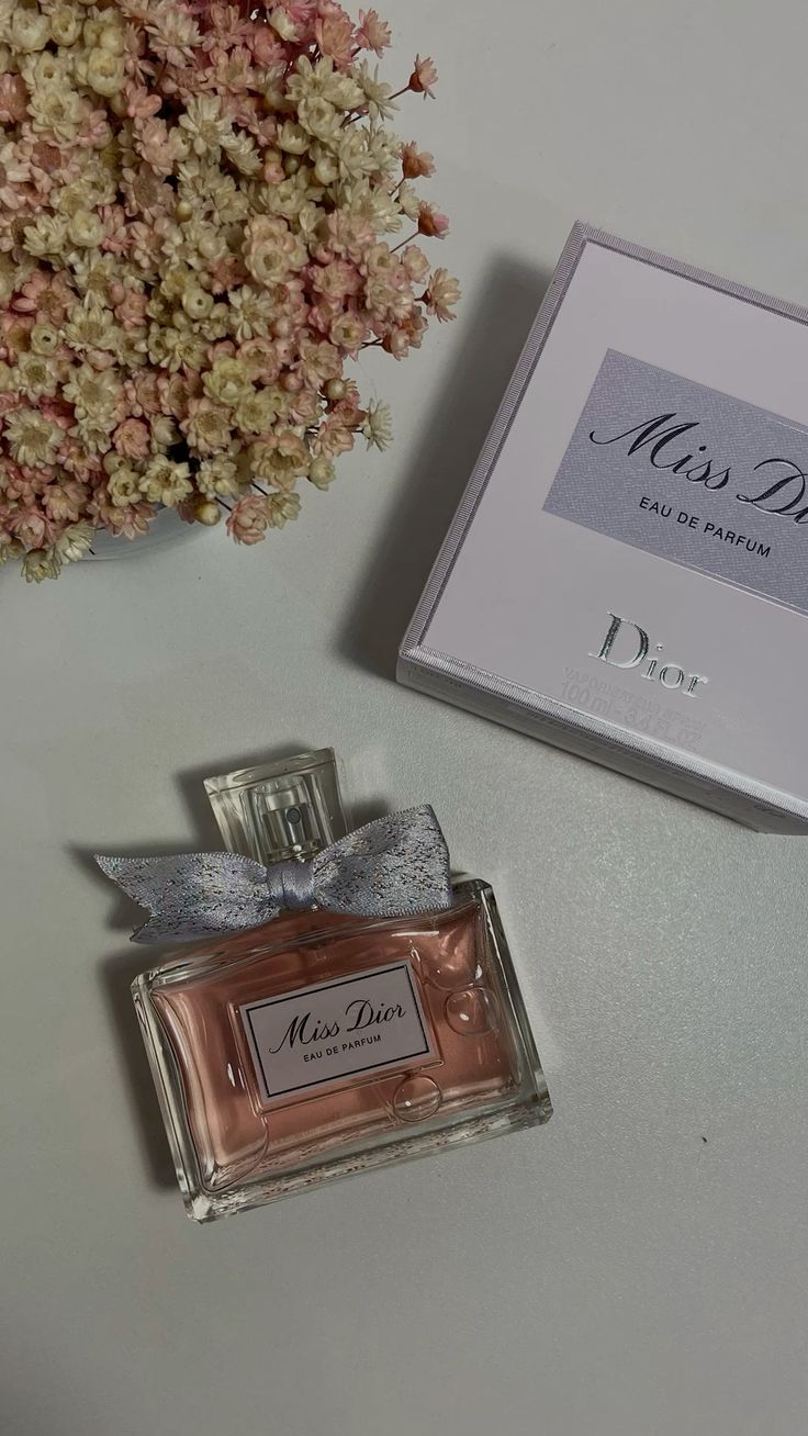Miss Dior Eau de Parfum – Elegant Warm Floral Women’s Fragrance 100ml